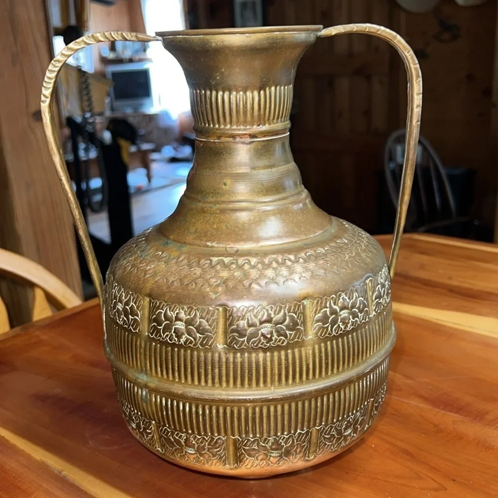 Antique Copper Ornate Hand Hammered Fluted Double Handle Pot Art Vase Vessel